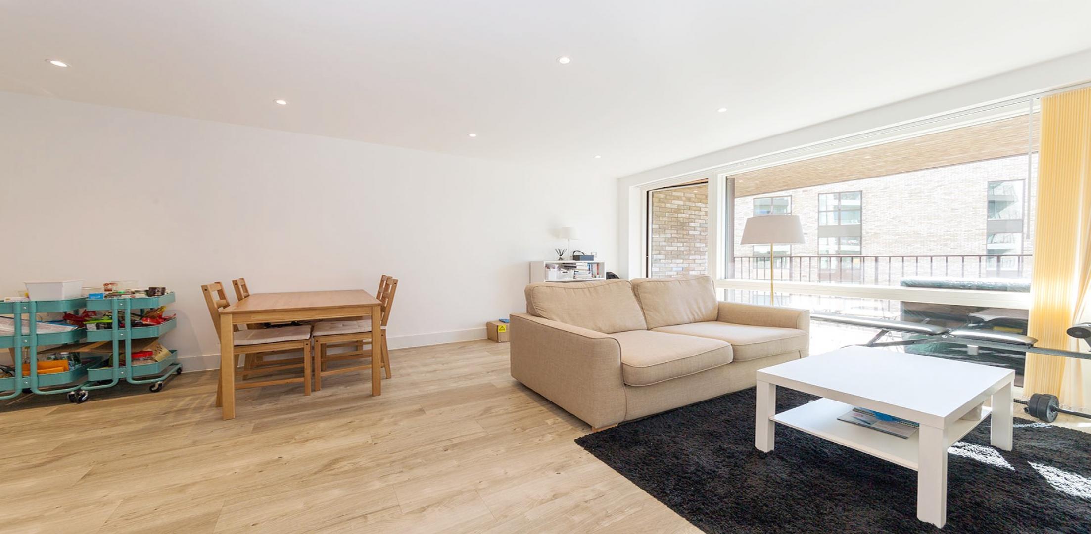 			UNDERGROUND PARKING SPACE , 1 Bedroom, 1 bath, 1 reception Apartment			 Royal Waterside, Lakeside Drive, Park Royal 